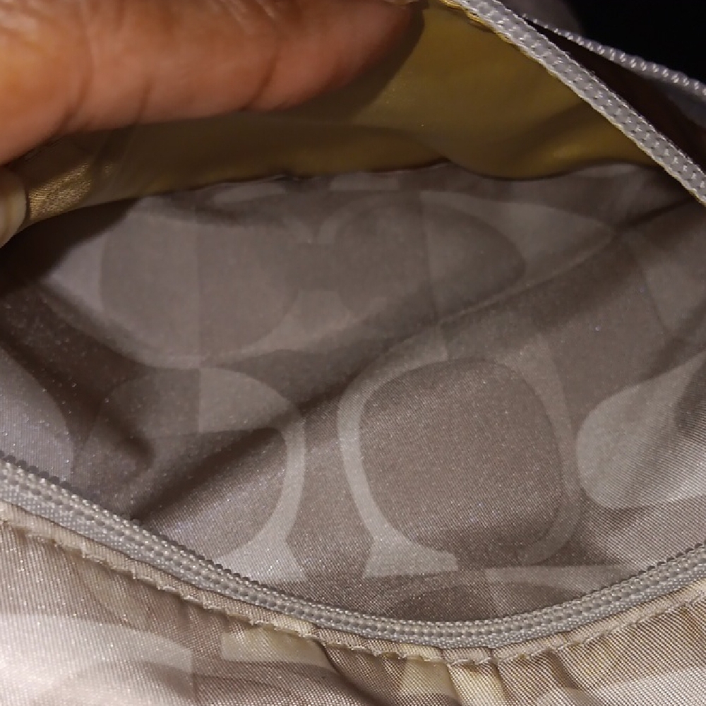 Coach Tan and Cream Crossbody Bag - Picture 8 of 9